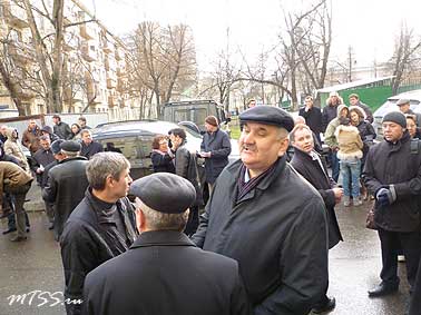 У Дома Асадуллаева 22.11.09 Фаиз Шарафетдинов