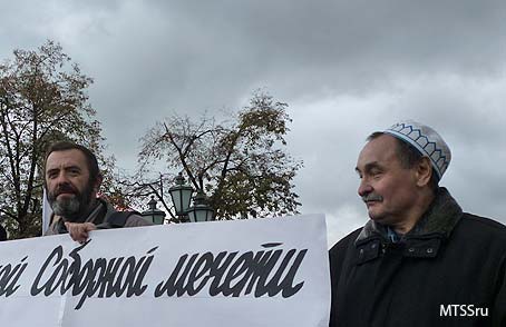 Митинг Архнадзора 1.10.2011. Ш.Жамнихан и Р.Хафиз